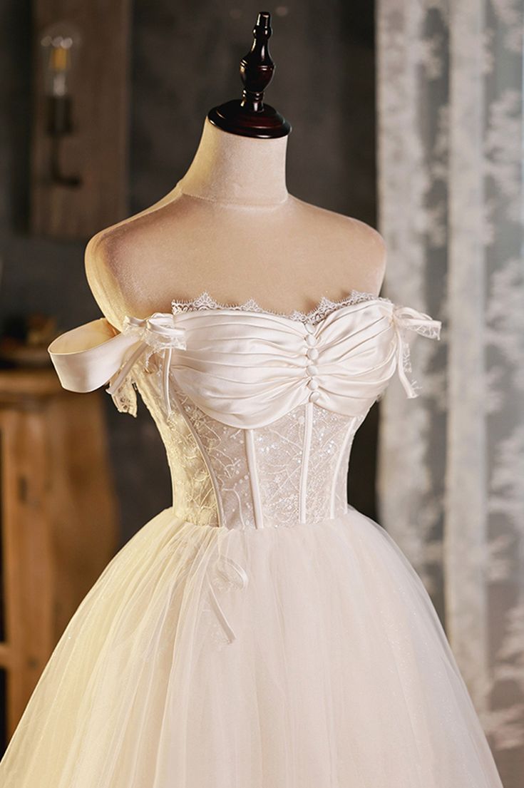 A-Line Tulle Short Prom Dress, Cute Off the Shoulder Party Dresses - View 2 | VelvetHem