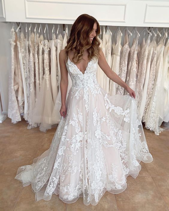 Light champagne applique tulle wedding gown spaghetti straps bridal dresses fg6164 - VelvetHem