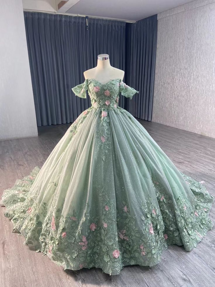 Shiny Green Ball Gown Tulle Appliques Sequins 3D Flower Sweet 16 Dress Prom Dress - VelvetHem