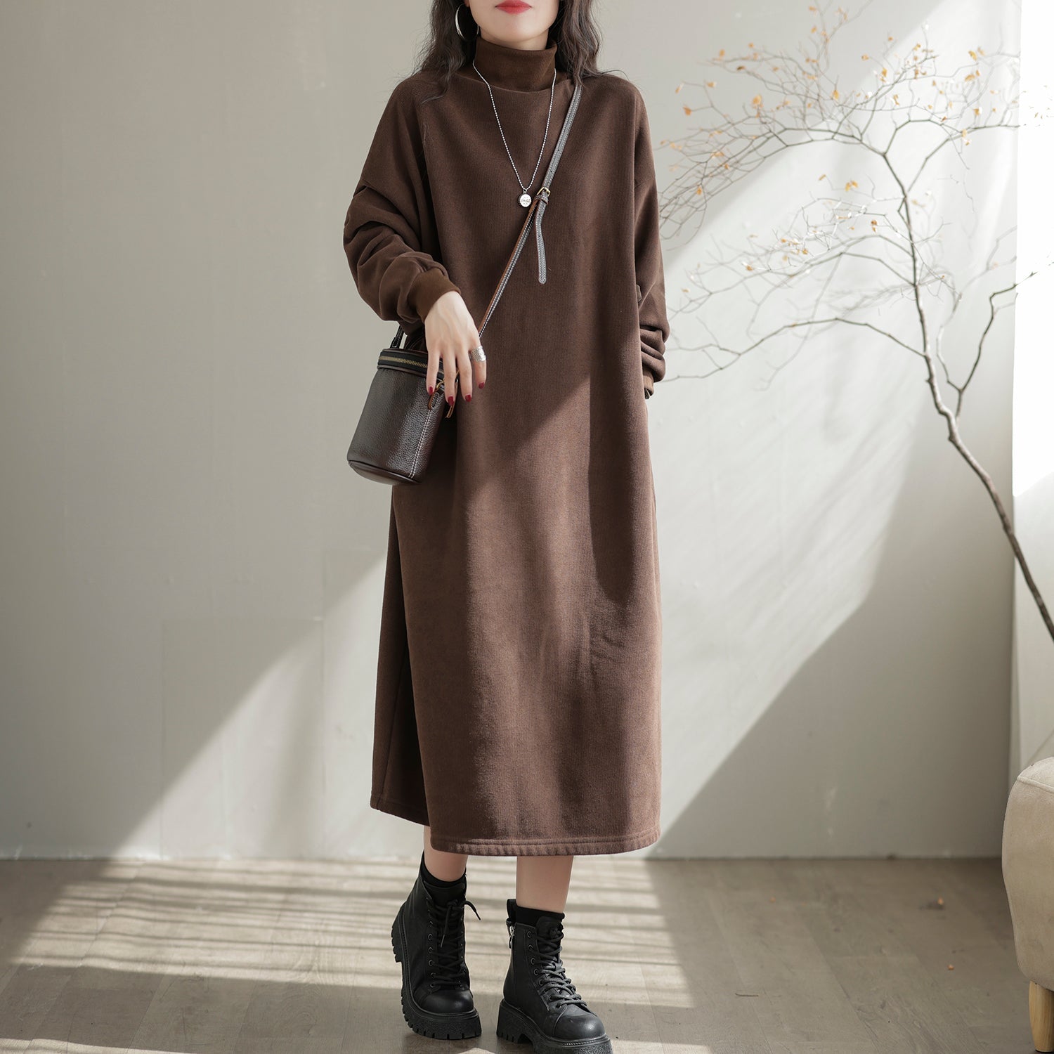 Sophisticated Dress with a Clean Classic Look