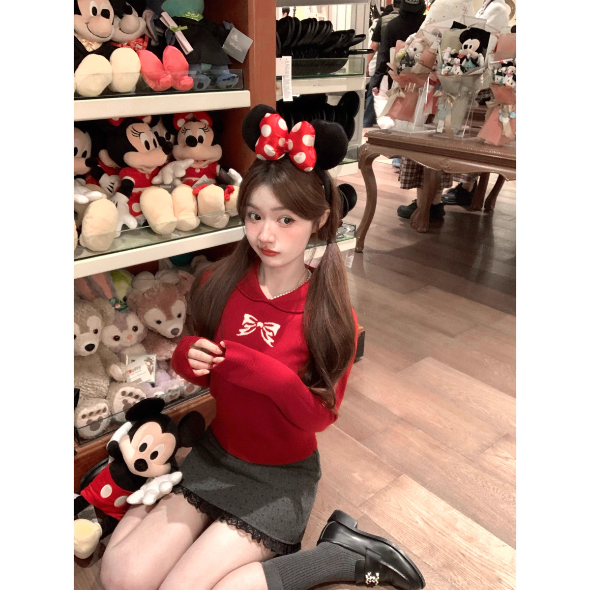 Red bow-tie Peter Pan collar sweater A68 - VelvetHem