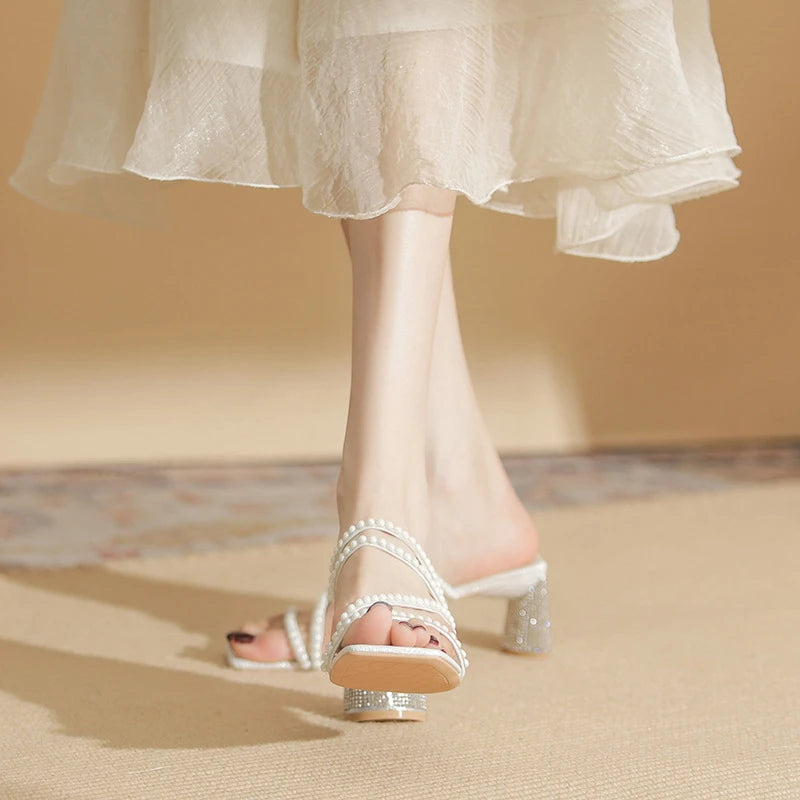 Chic Orthopedic Sandals with Unique Design