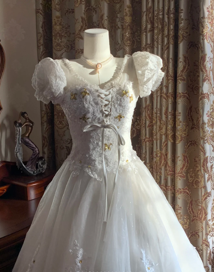 Classy White Ball Gown Tulle Lace Beaded Long Wedding Dress Formal Bridal Dress - View 8 | VelvetHem