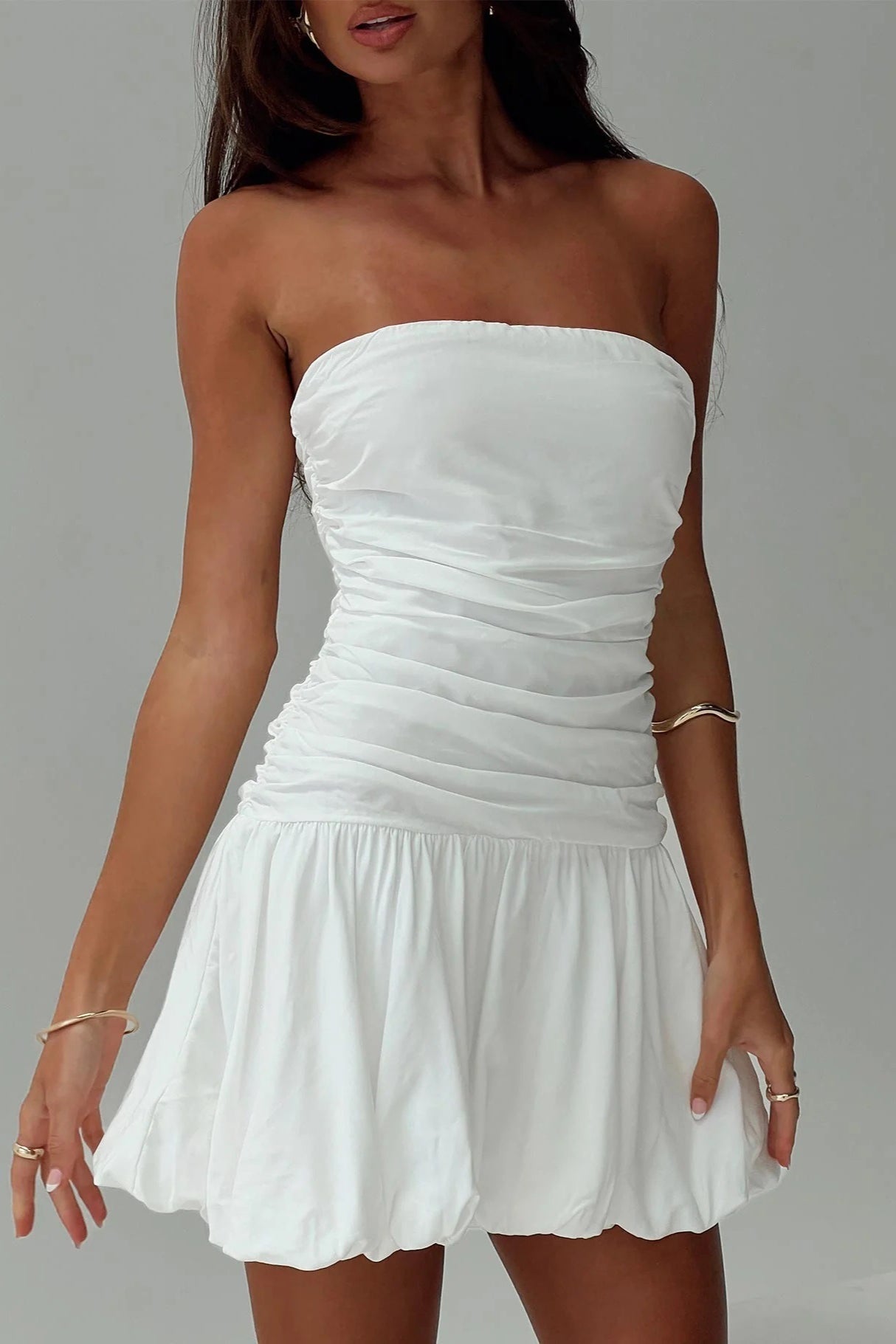 Contemporary Strapless Bodycon Mini Dress for Modern Fashion Wear