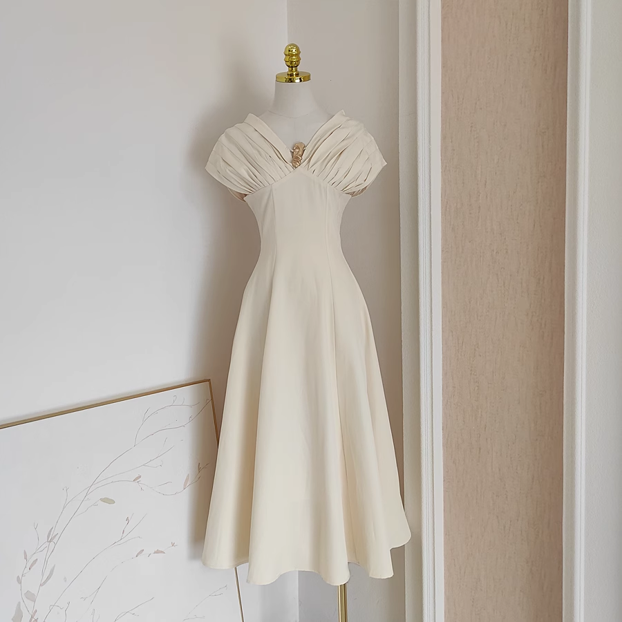 Sexy A Line V neckline Satin Dinner Party Dresses Ivory Birthday Outfits - VelvetHem
