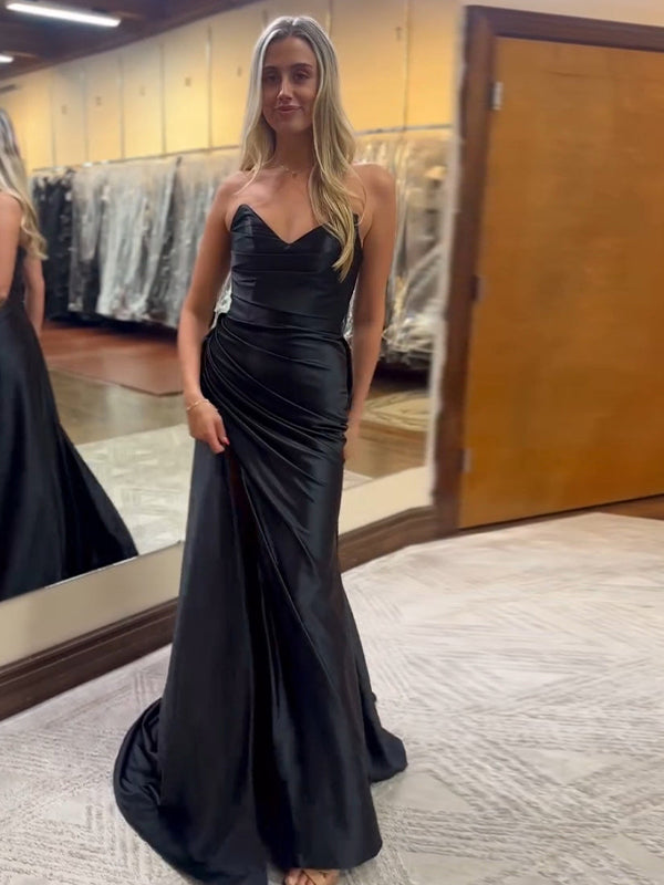 Black Mermaid Strapless V-neck Satin Ruched Sheath Long Prom Dress with Slit - VelvetHem