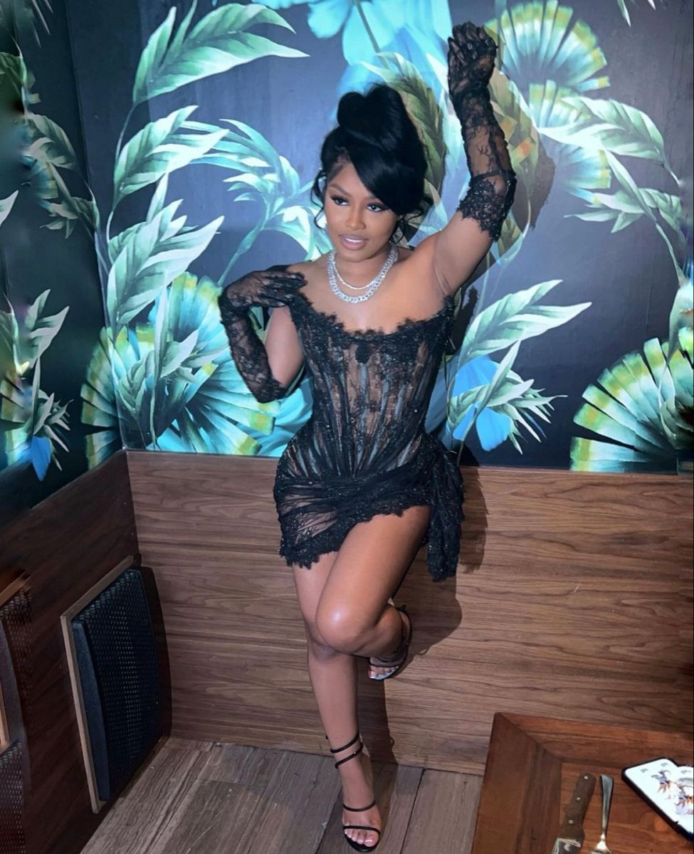 Sexy Black Lace Homecoming Dress Strapless Party Dress Y2223 - VelvetHem