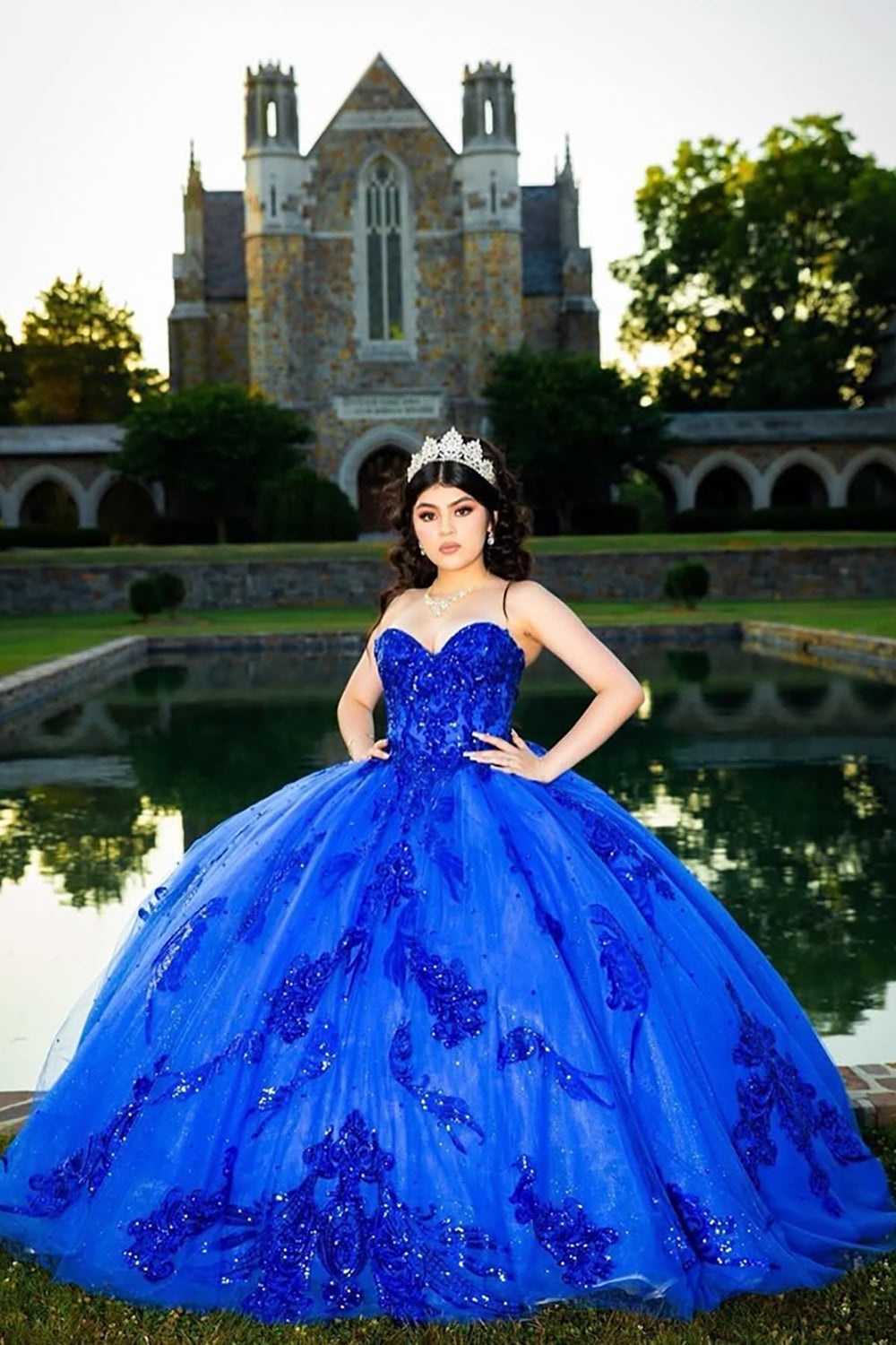 Sparkly Sweetheart Princess Sequins Applique Quinceanera Dress - VelvetHem