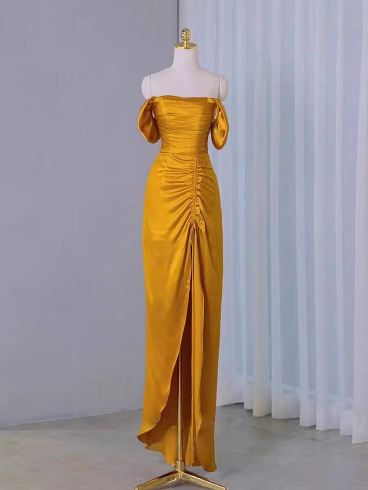 Sheath Off The Shoulder Yellow Pleated Prom Dress Slit Evening Dress Y7598 - VelvetHem