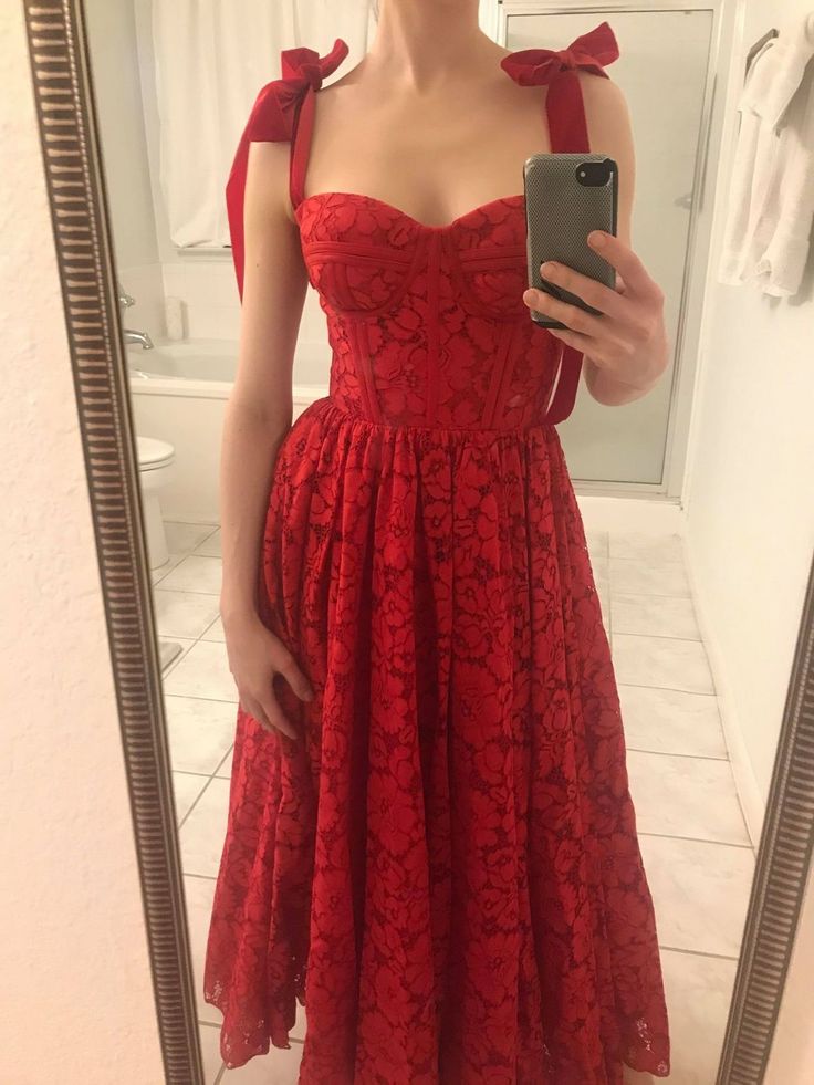 Vintage Fashion Red Spaghetti Strap Prom Dress - VelvetHem