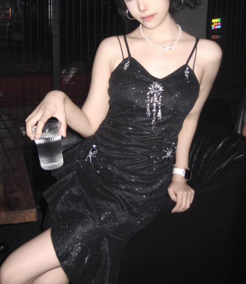 Classy Black Ruffles Birthday Outfits Spaghetti Straps Graduation Homecoming Dress