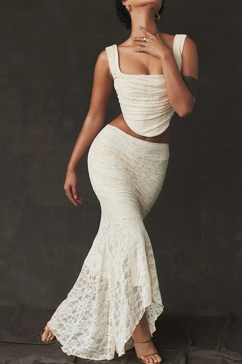 Elegant Lace Up Dress with Tailored Everyday Styling Boutique Fashion Style