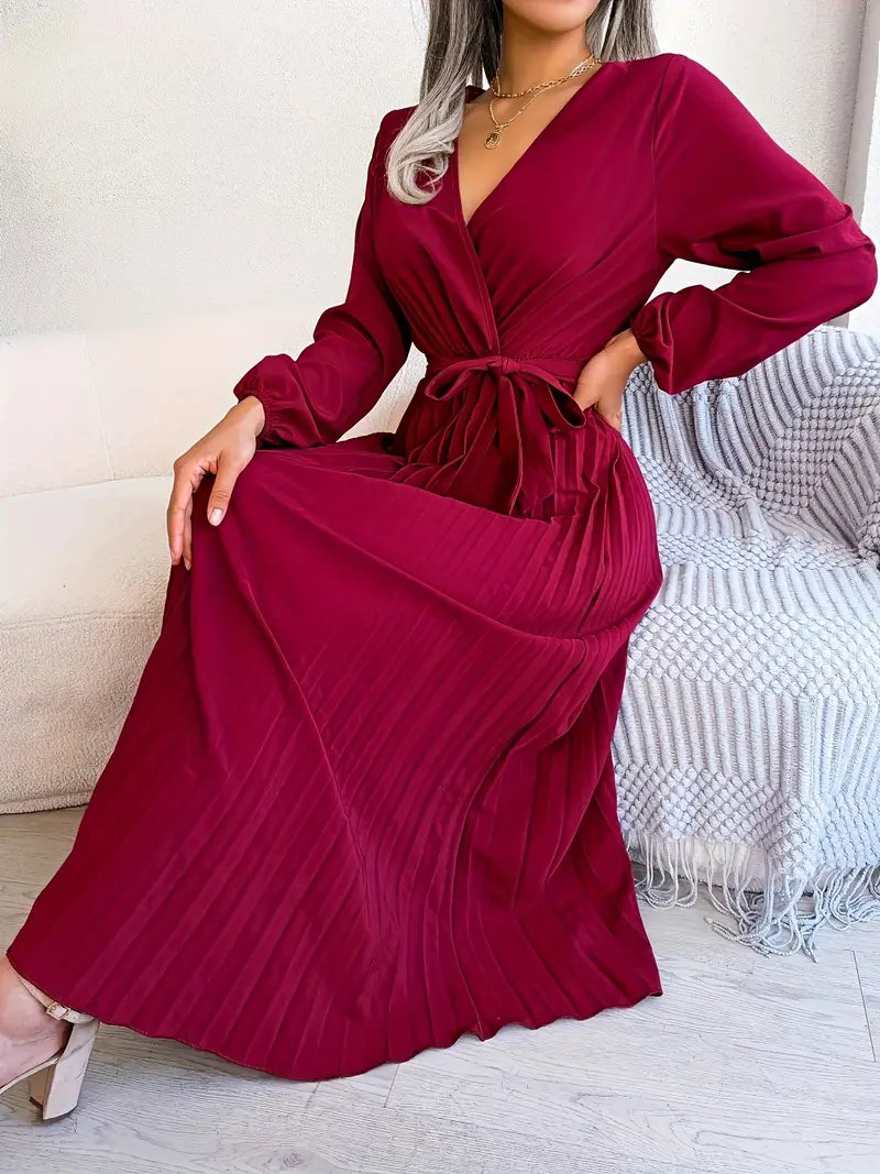 Verónica Effortless Pleated Midi Dress Chic Silhouette Collection