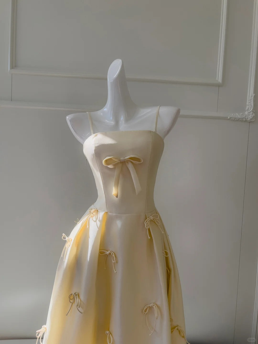 Sweet Light Yellow A-line Spaghetti Strap Bow Satin Long Prom Dress Evening Dress Bridesmaid Dress - VelvetHem