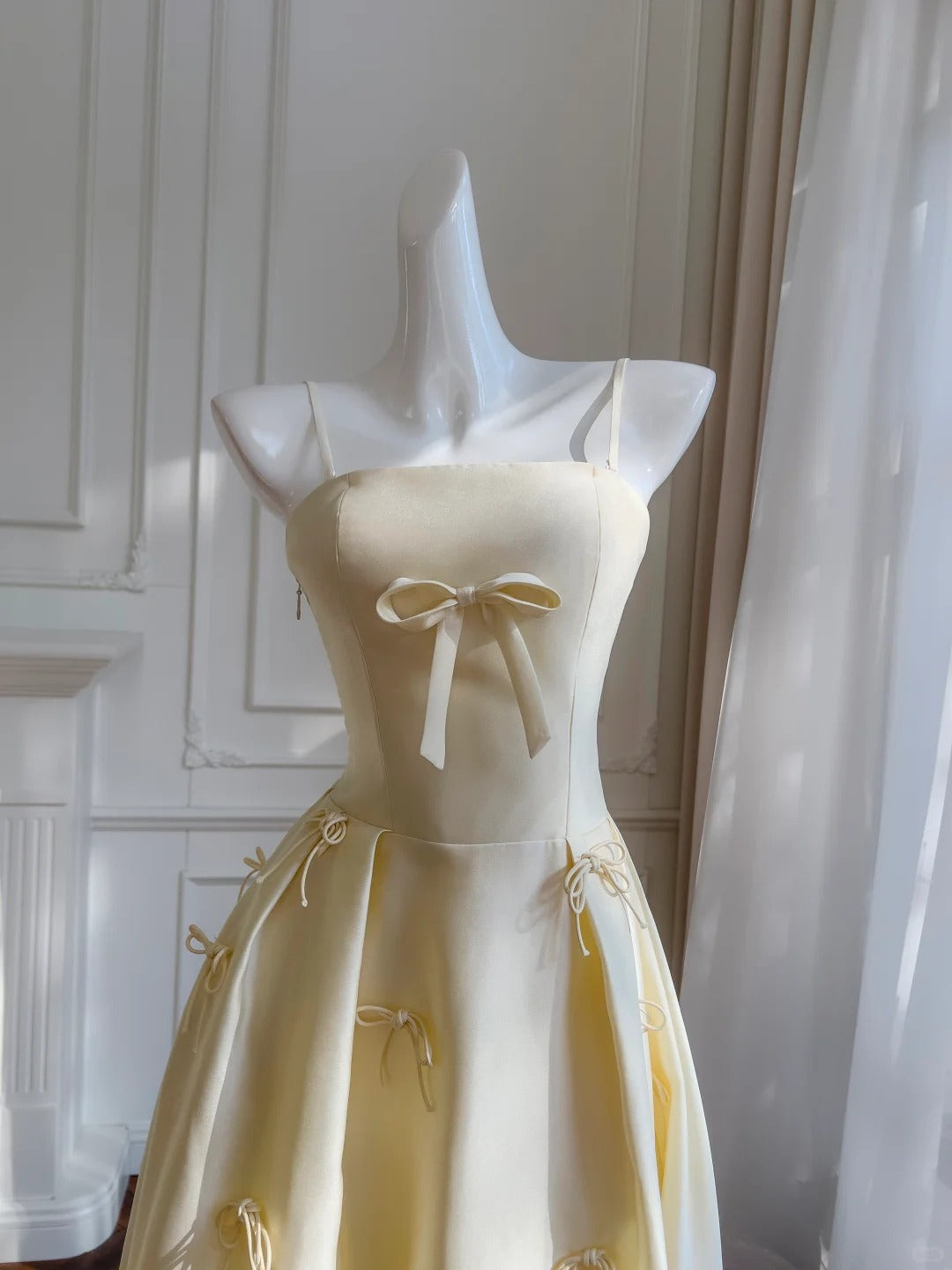 Sweet Light Yellow A-line Spaghetti Strap Bow Satin Long Prom Dress Evening Dress Bridesmaid Dress - View 4 | VelvetHem