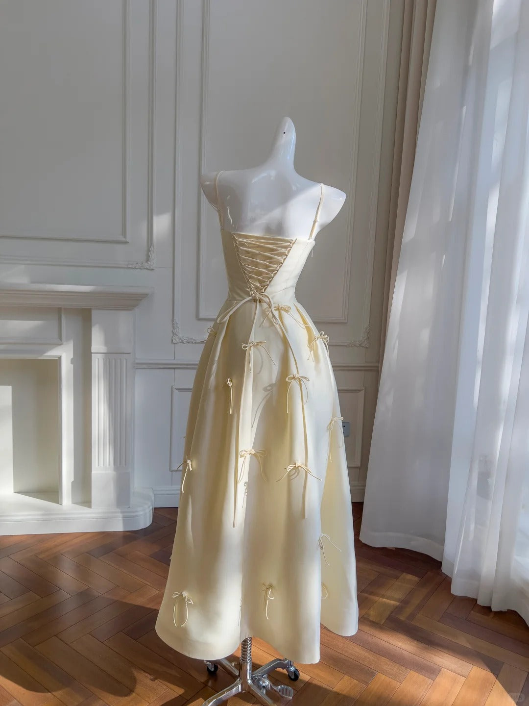 Sweet Light Yellow A-line Spaghetti Strap Bow Satin Long Prom Dress Evening Dress Bridesmaid Dress - View 7 | VelvetHem