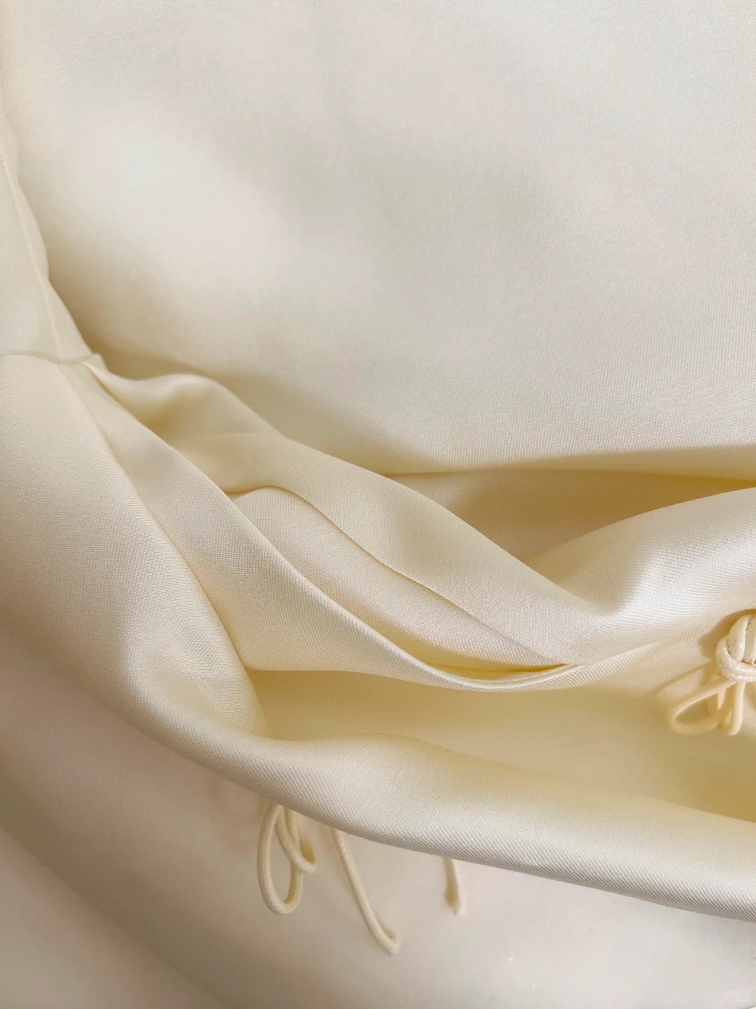 Sweet Light Yellow A-line Spaghetti Strap Bow Satin Long Prom Dress Evening Dress Bridesmaid Dress - View 8 | VelvetHem
