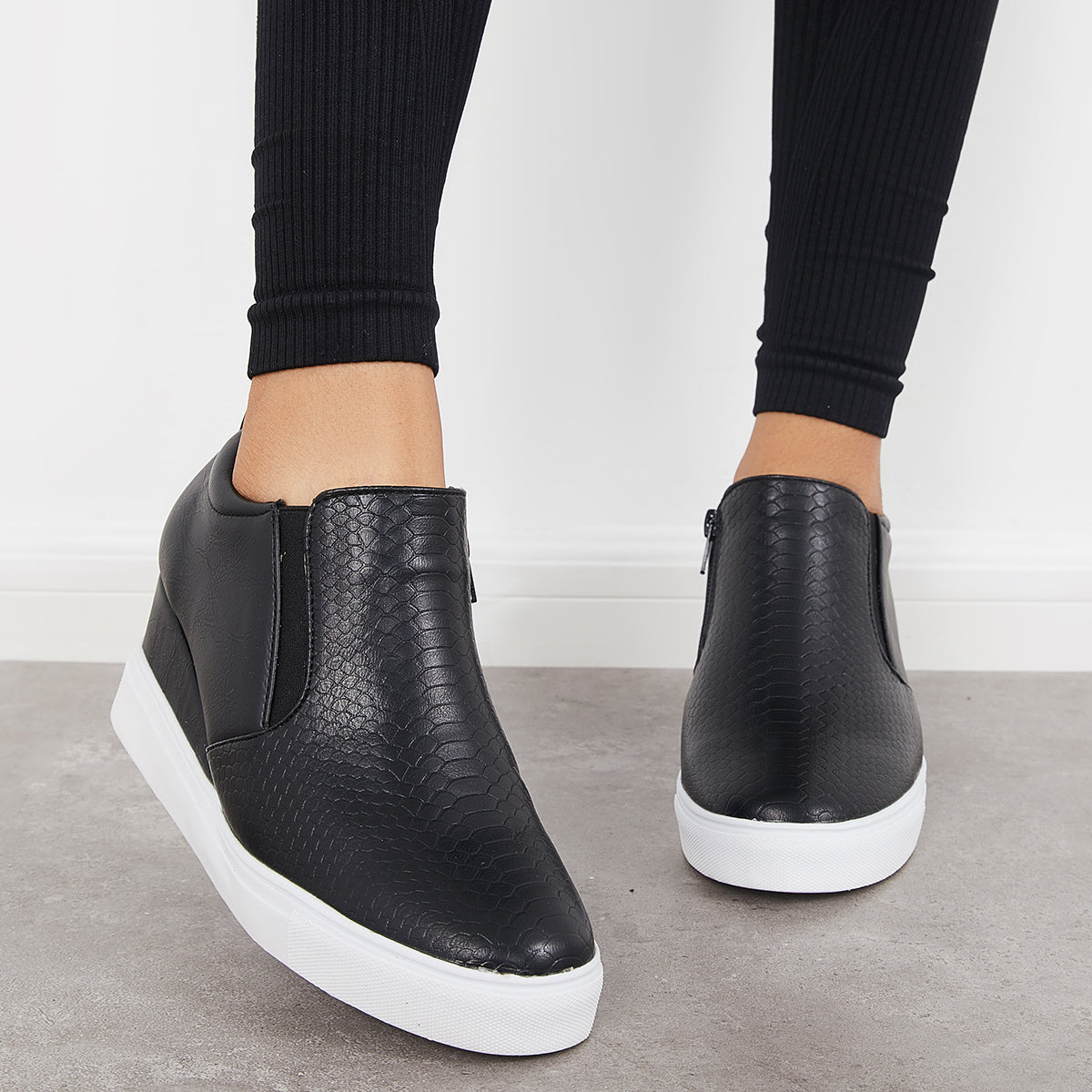 Graceful Orthopedic Sneakers for Modern Look