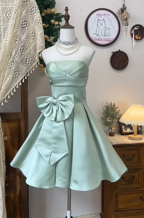 Classy Strapless Satin Bow Homecoming Dress Light Green Mini Birthday Dress