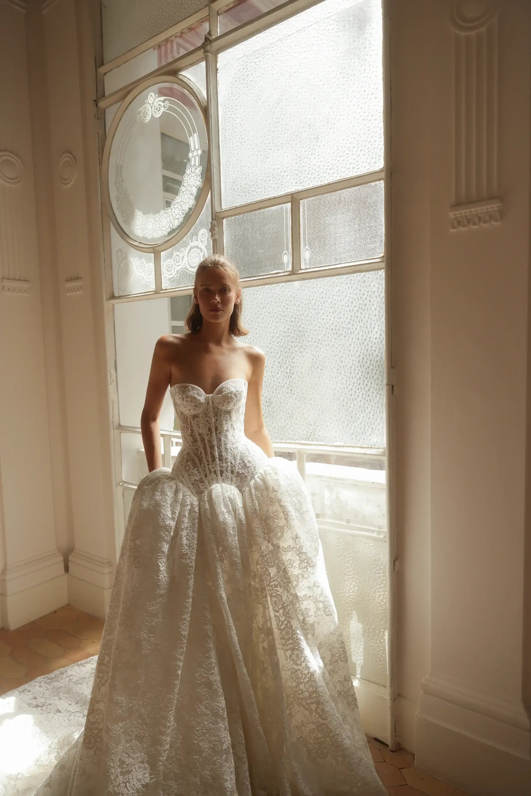 Bohemian Ivory Lace Strapless Ball Gown Wedding Dress ZP112