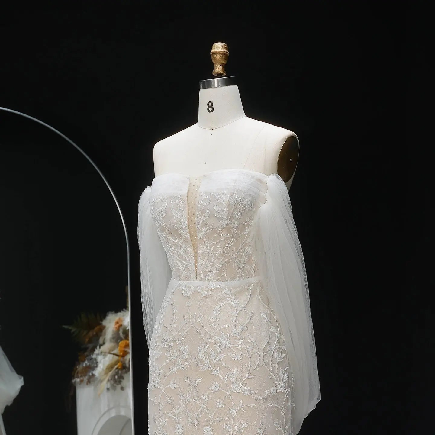 White Nude Lace Mermaid Wedding Dress Luxury Beaded Sequins Tulle Gloves ZP032