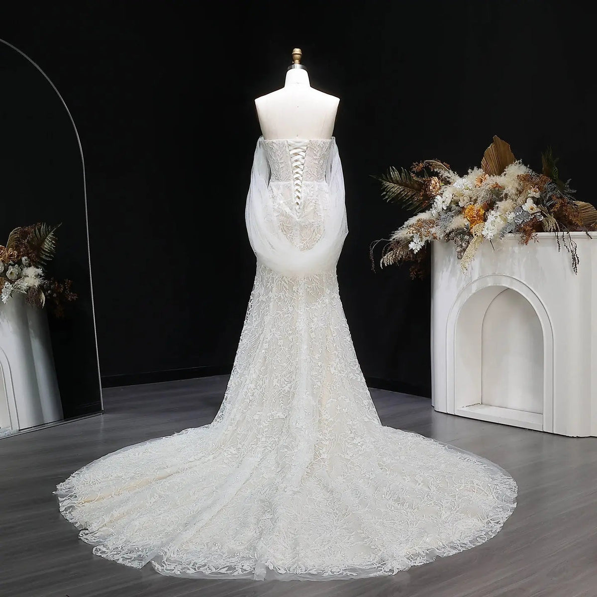 White Nude Lace Mermaid Wedding Dress Luxury Beaded Sequins Tulle Gloves ZP032