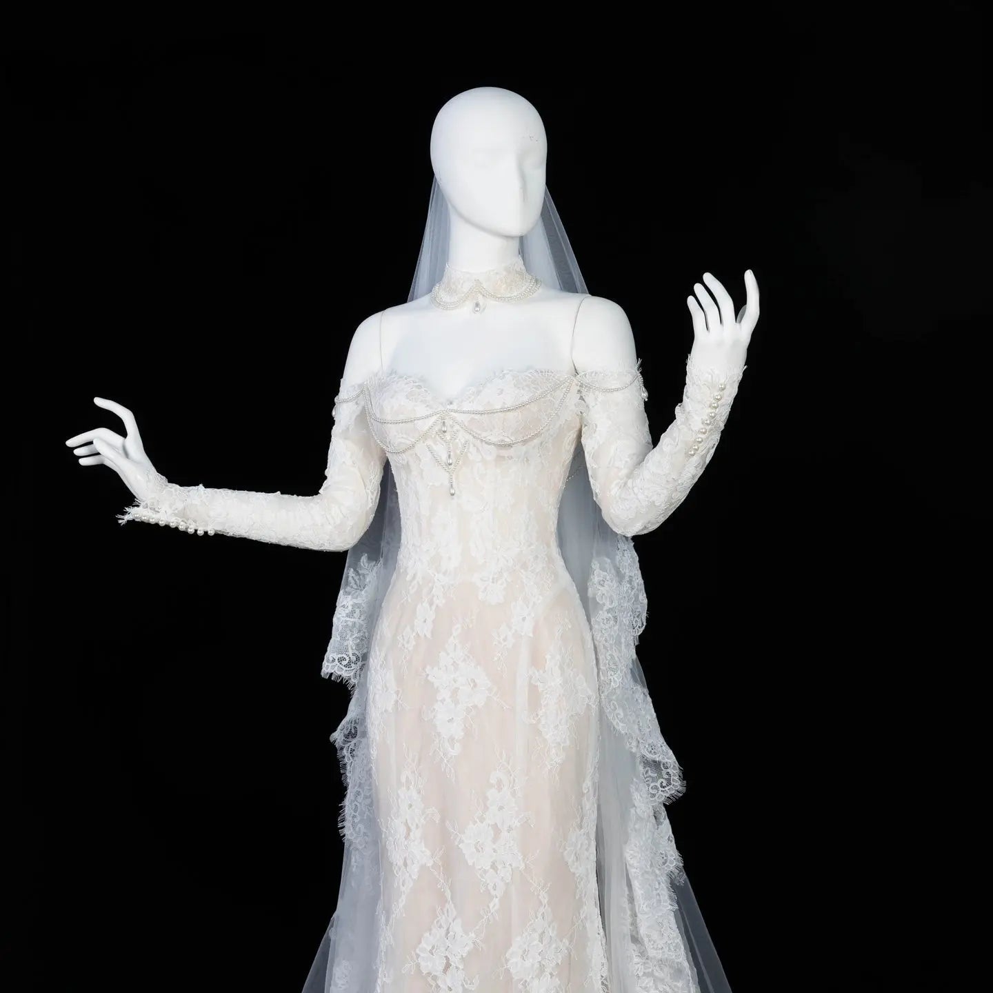 Elegant Ivory Sweetheart Neckline Sheer Lace Mermaid Wedding Dress with Veil ZP133