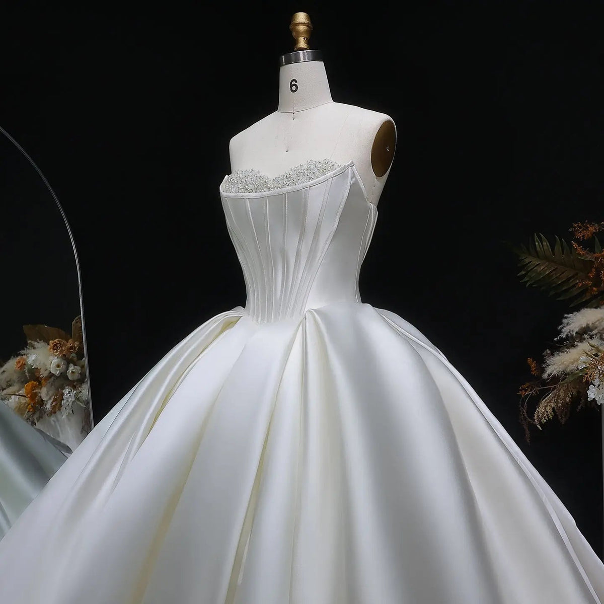 Luxury Pearl Strapless Ball Gown White Wedding Dress ZP192