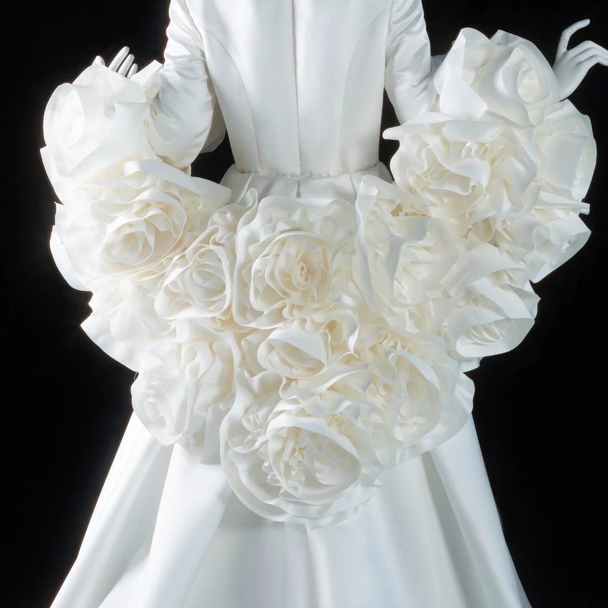 Ivory Romantic A-Line Satin Wedding Dress 3D Rose Floral With Veil ZP033