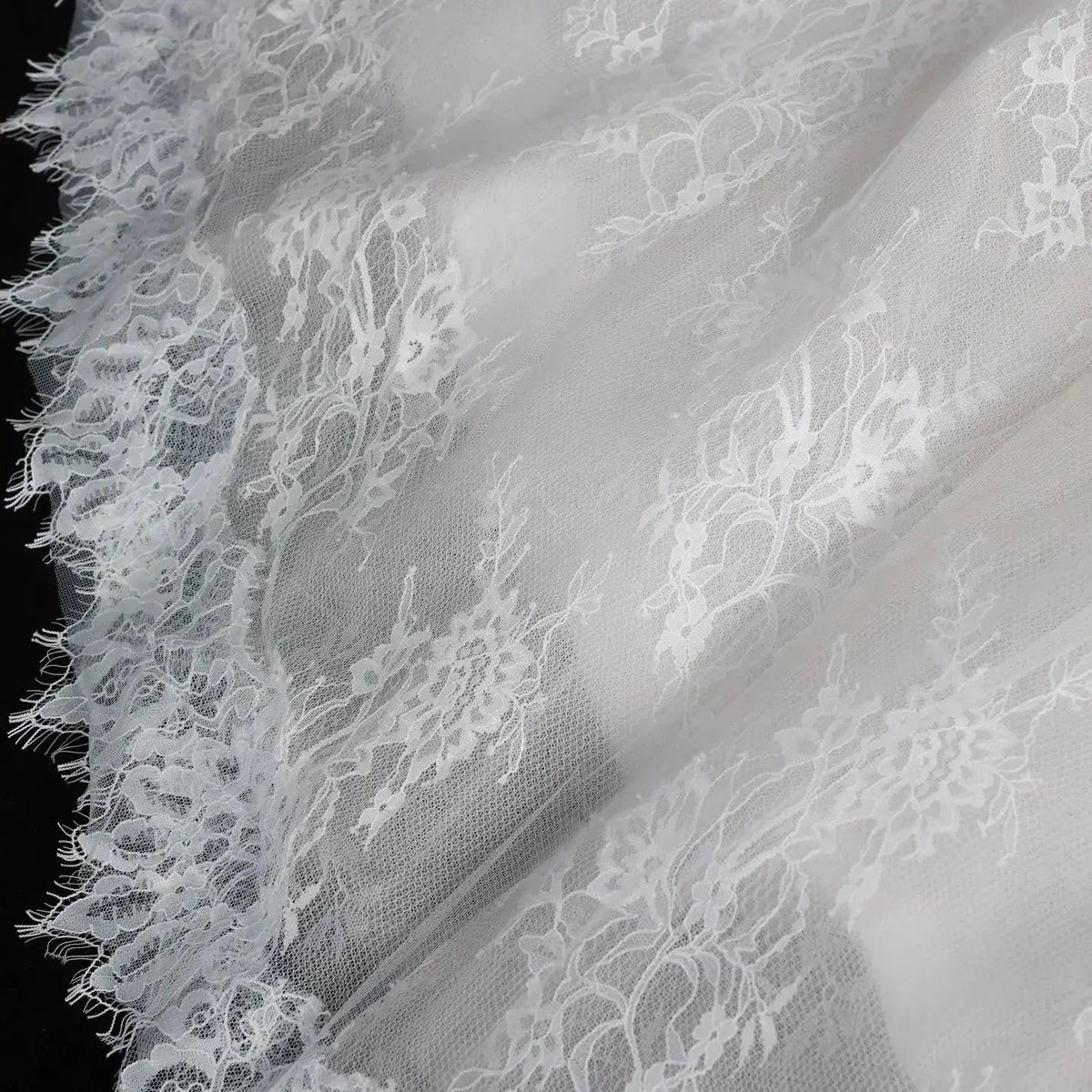 White Lace and Tulle Ball Gown Wedding Dress Off the Shoulder Beaded Bridal Dress ZP013