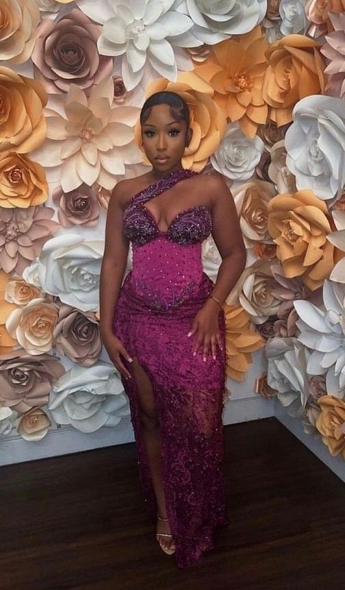 Chic Sheath Evening Dress With Slit Gala Dress Y6535 - VelvetHem