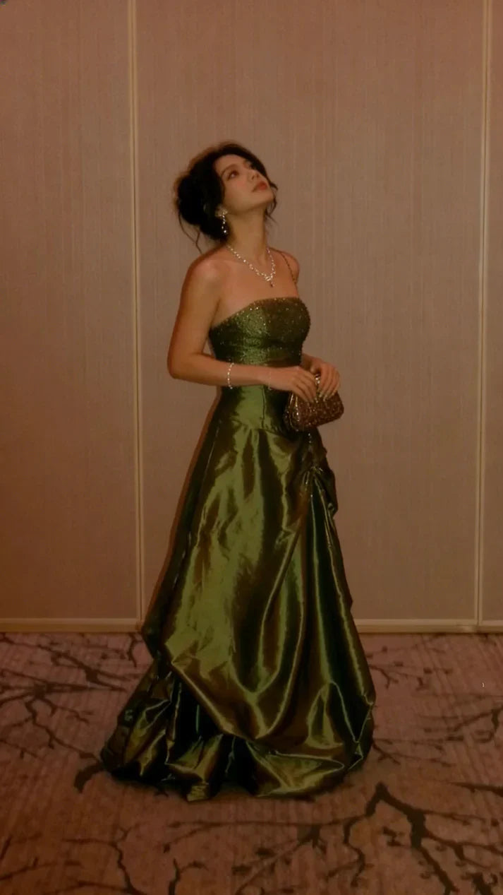 Elegant Green A-line Rhinestone Embellished Satin Long Prom Dress Evening Dress