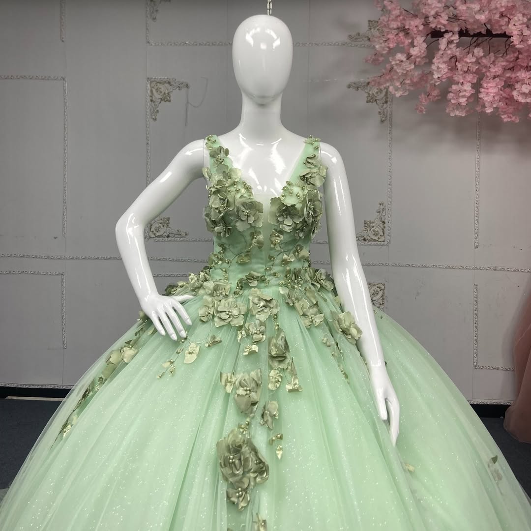 Charming A Line V Neck Green Quinceanera Dress with Criss Cross Back Appliques - View 4 | VelvetHem
