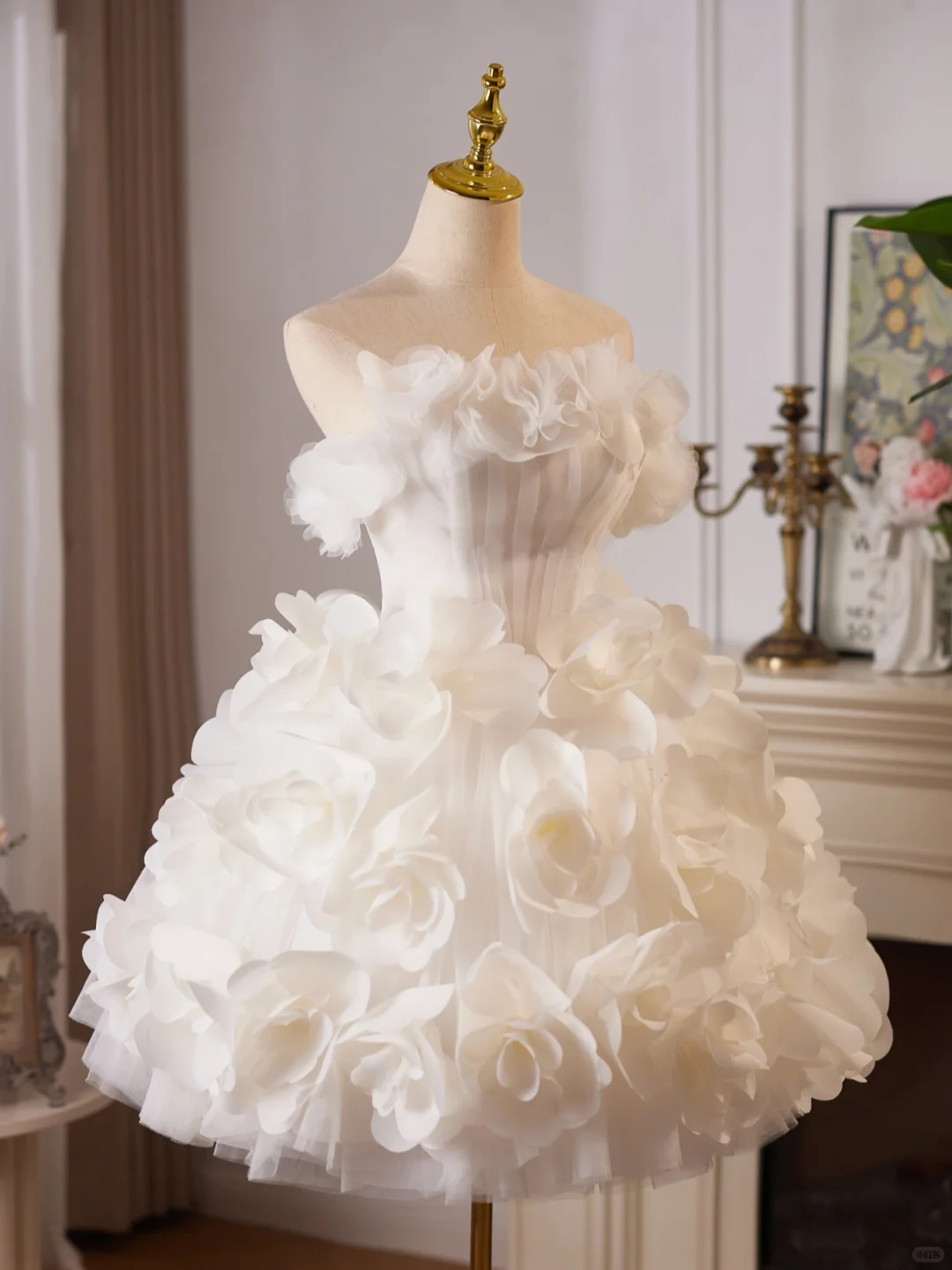 Gorgeous White Strapless Tulle 3D Flowers A Line 18th Birthday Outfits Short Homecoming Dress - View 2 | VelvetHem