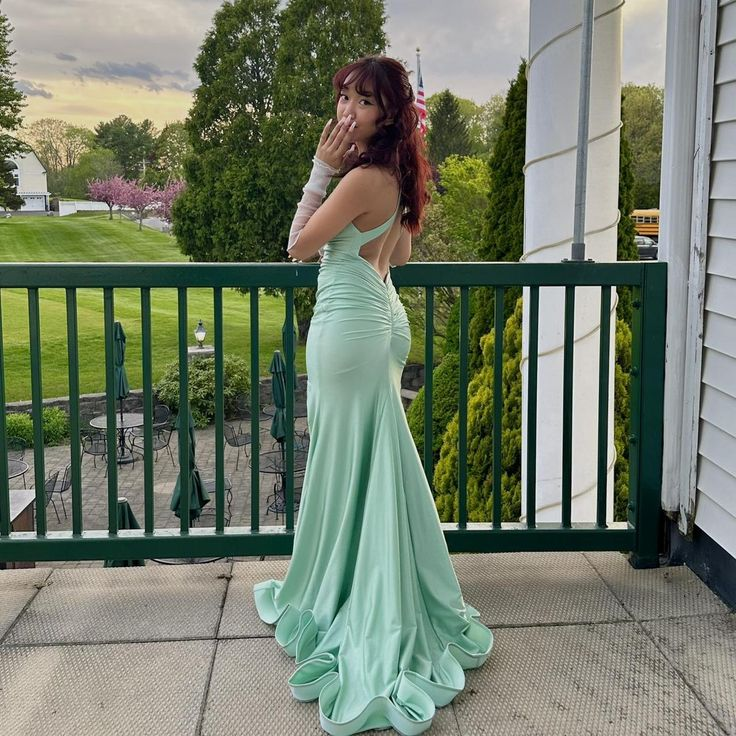 Elegant Light Green Backless Long Prom Dress Mermaid Evening Dress Y8043 - VelvetHem
