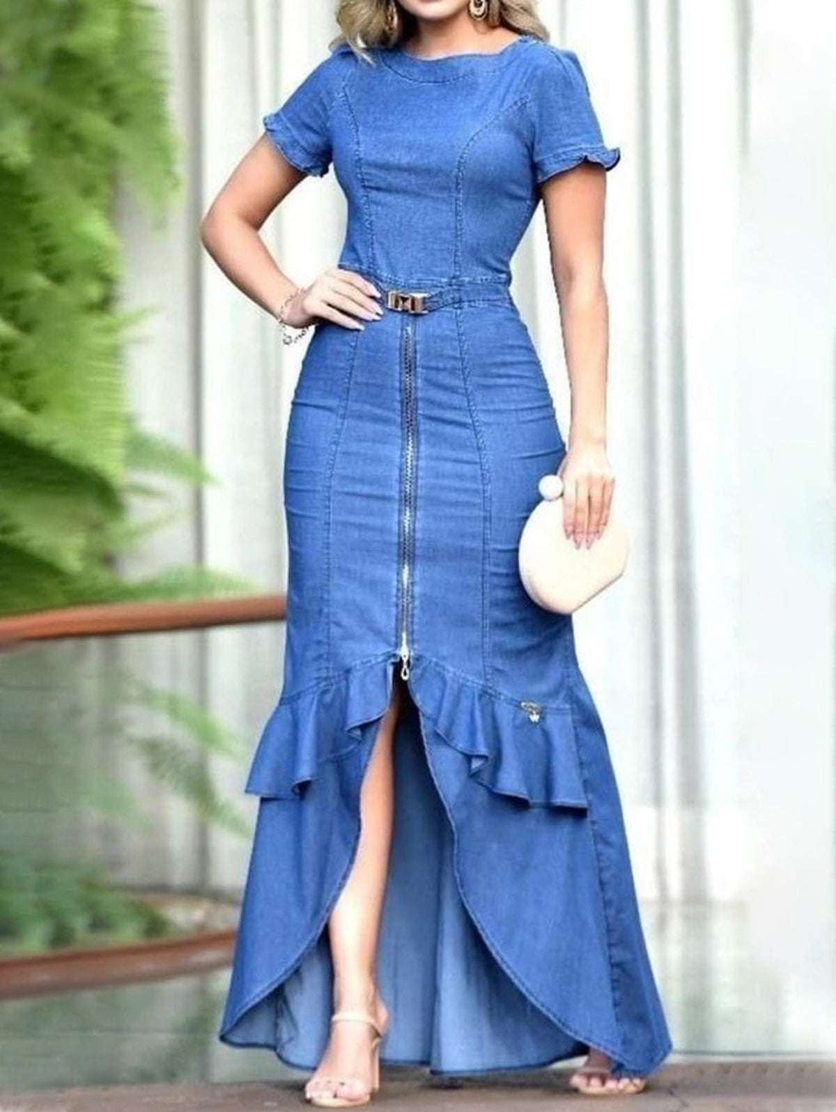 Classic Vintage & Enduringly Stylish Dress