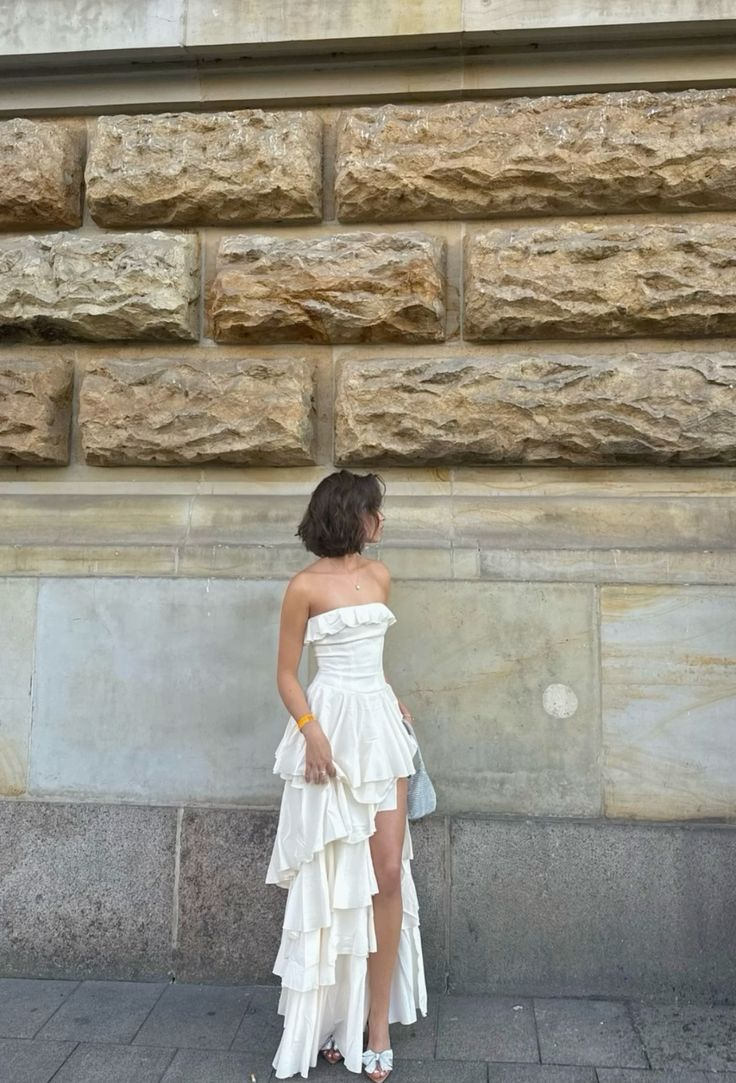 Elegant Strapless White Prom Dress Layered Satin Party Evening Gown - VelvetHem