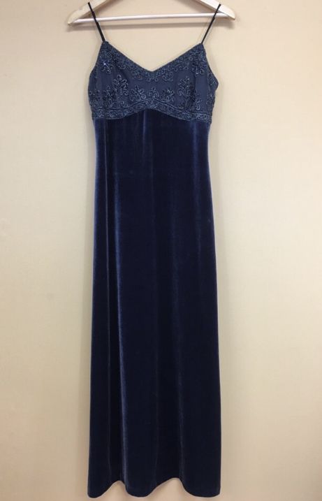 Vintage Velvet Evening Gown Spaghetti Strap Prom Dresses - VelvetHem
