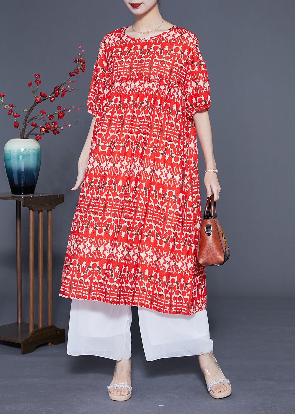 Classic Vintage Dress with a Flattering Fit