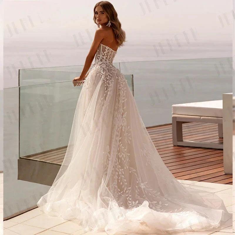 Fashion Strapless 3D Flower Lace Applique Wedding Dresses Sweep Train Custom Bridal Grown Vestido De Noival (ZD13432)