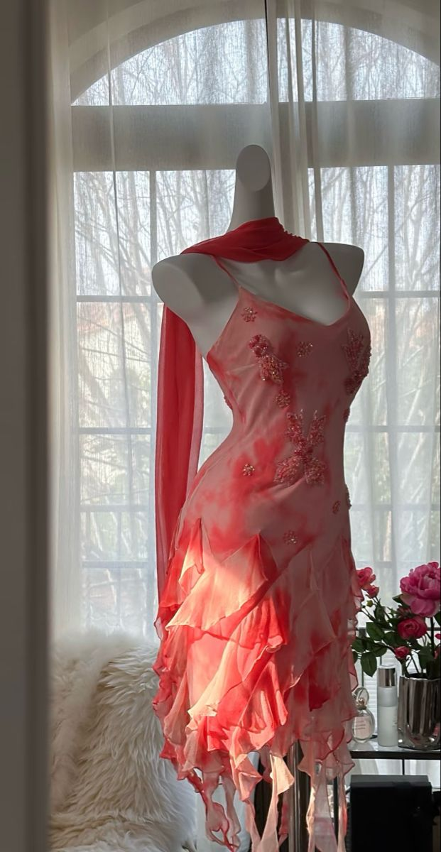 Sexy Spaghetti Straps Chiffon Ruffles Beaded Mini Homecoming Dress - VelvetHem