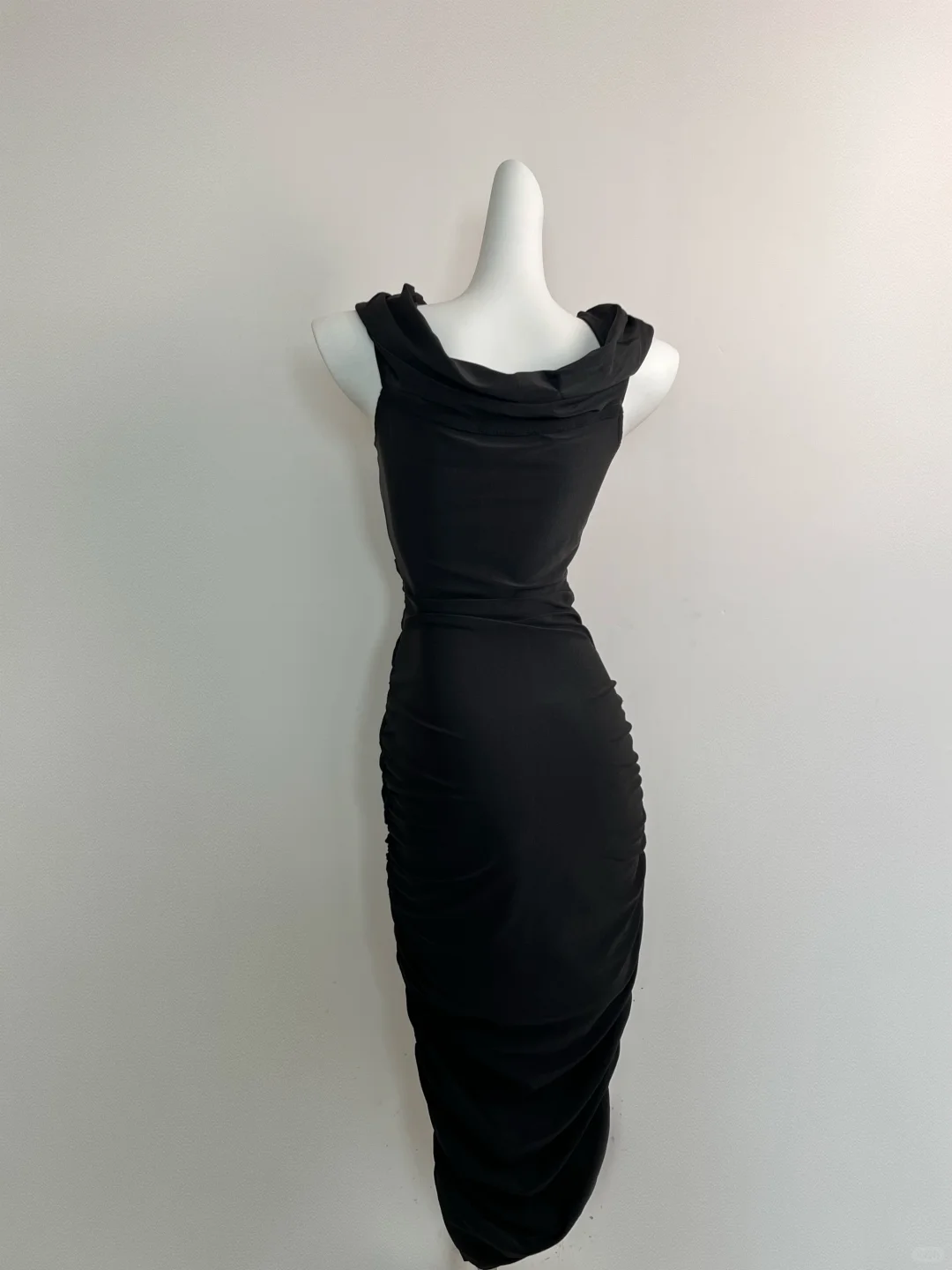 Sexy Black Sheath Pleated Party Dress Cocktail Dress - View 2 | VelvetHem