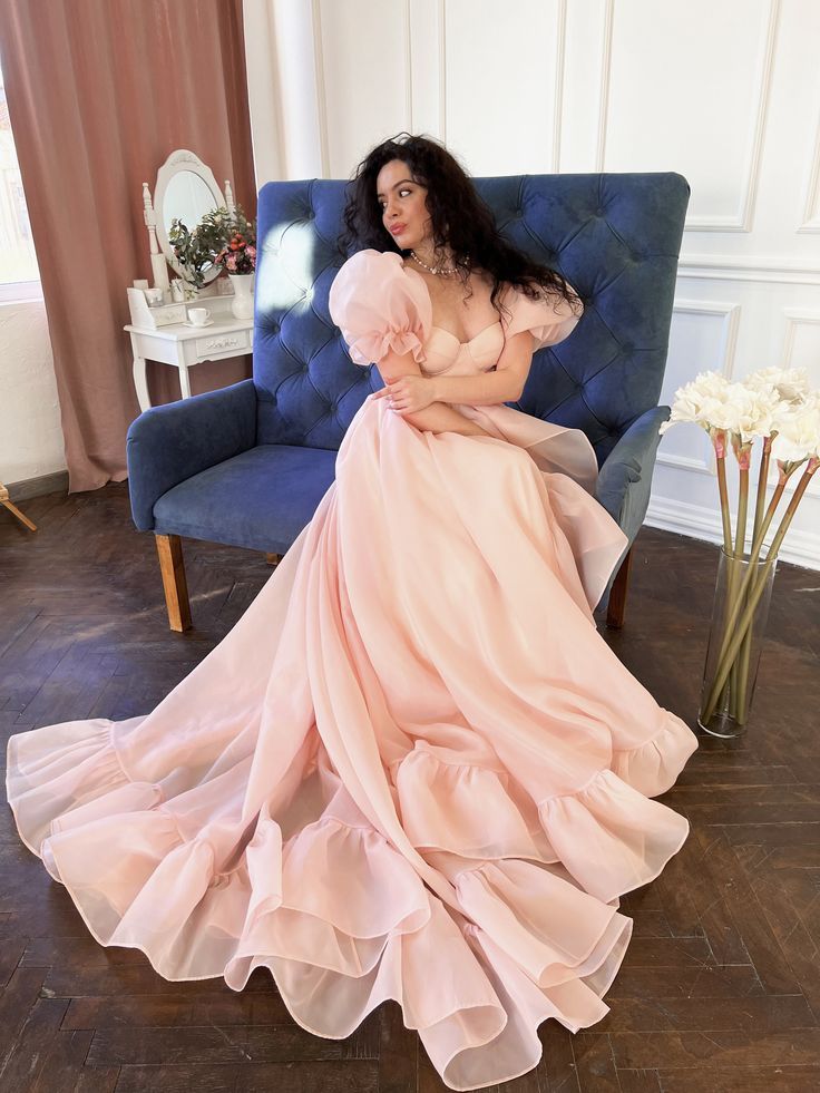 Pink A-Line Organza Long Prom Dress Engagement Dress with Puff Sleeves - View 4 | VelvetHem