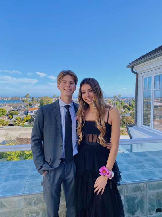black tulle prom dress
