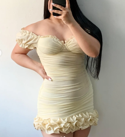 Sweet Off The Shoulder Sweetheart Neck Short Birthday Outfits Yellow Sheath 8th Grade Homecoming Dress