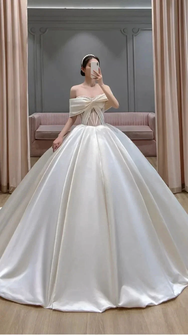 Off The Shoulder Satin Wedding Dress Charming Wedding Dress (ZD13587) - VelvetHem