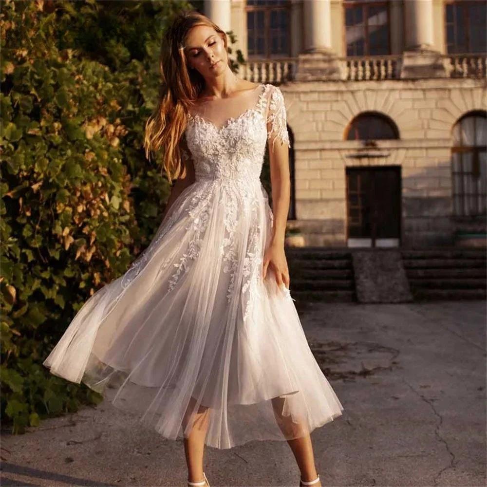 Sweetheart Neck A-Line Wedding Dresses For Women Appliques Lace Buttons Short Sleeves Tulle Bridal Gowns Robe De Mariée (ZD13468)