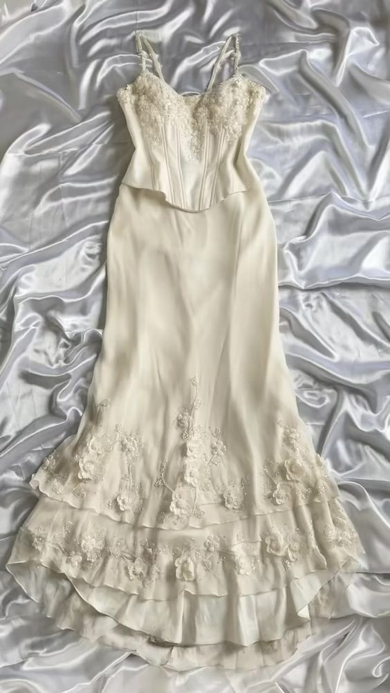 Elegant Straps Chiffon Ivory Long Prom Dress Mermaid Evening Dress - VelvetHem