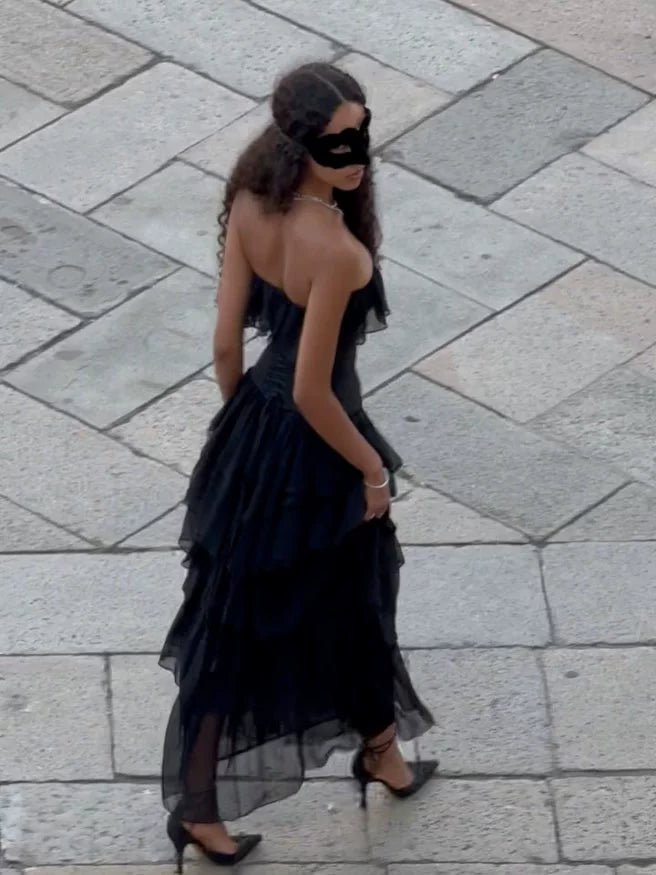 Vintage Black Strapless Ruffle Gown – Sheer Waist-Cinching Evening Dress for Gala & Runway