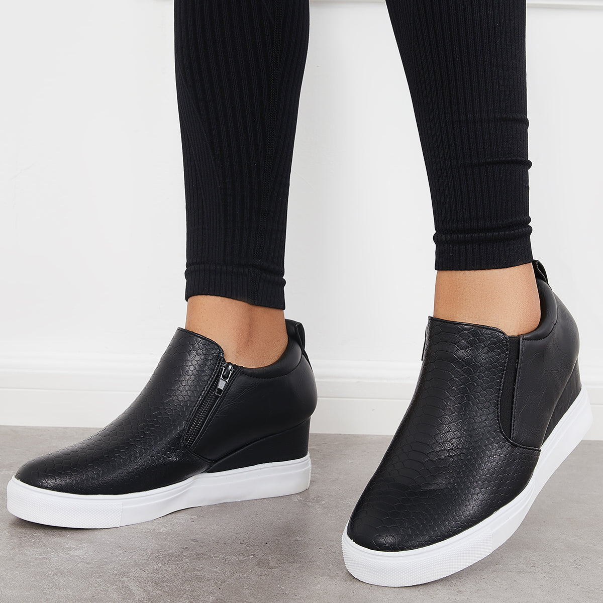Graceful Orthopedic Sneakers for Modern Look